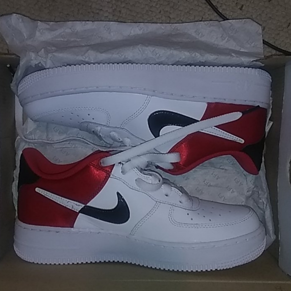 LIMITED ADDITION NIKE AIR FORCE ONES LV8s